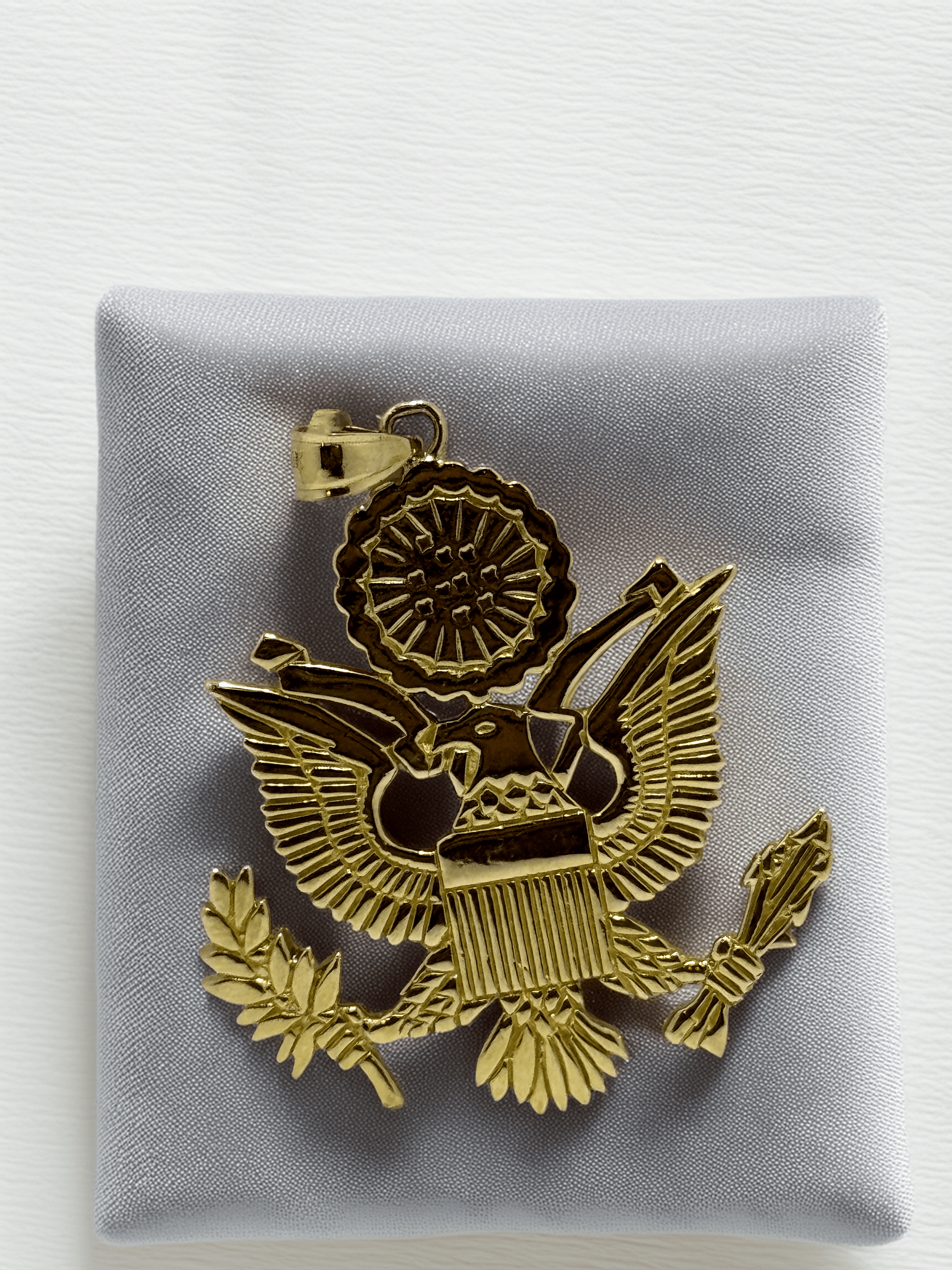 14K Solid Gold U.S. Military Eagle Insignia Pendant 16.64g Patriotic Jewelry - $3,000 - Lumezza Jewelry