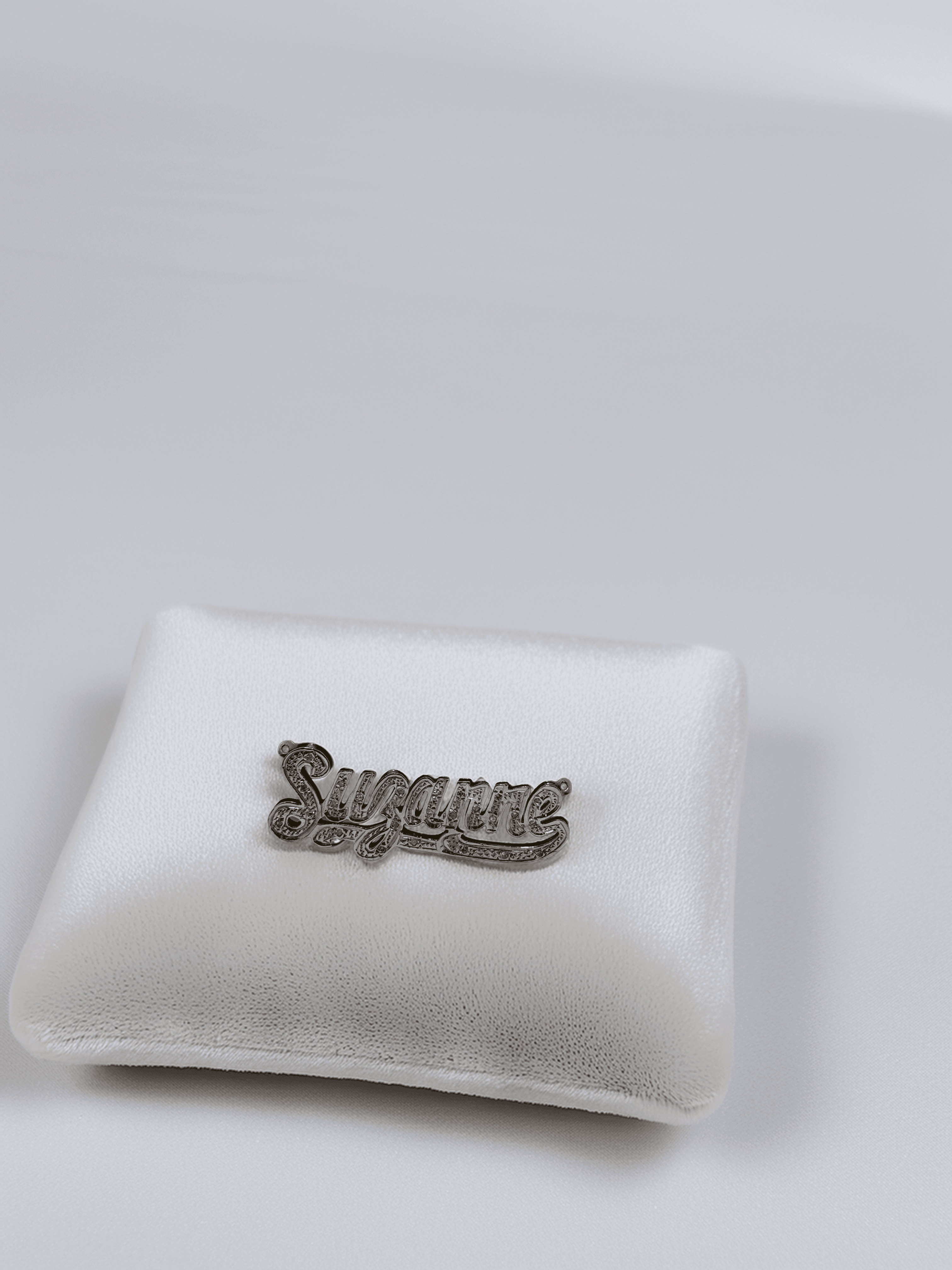 14K Solid Gold “Suzanne” Name Pendant 6.33g w/ 0.20ct Diamonds Custom Jewelry - $1,600 - Lumezza Jewelry